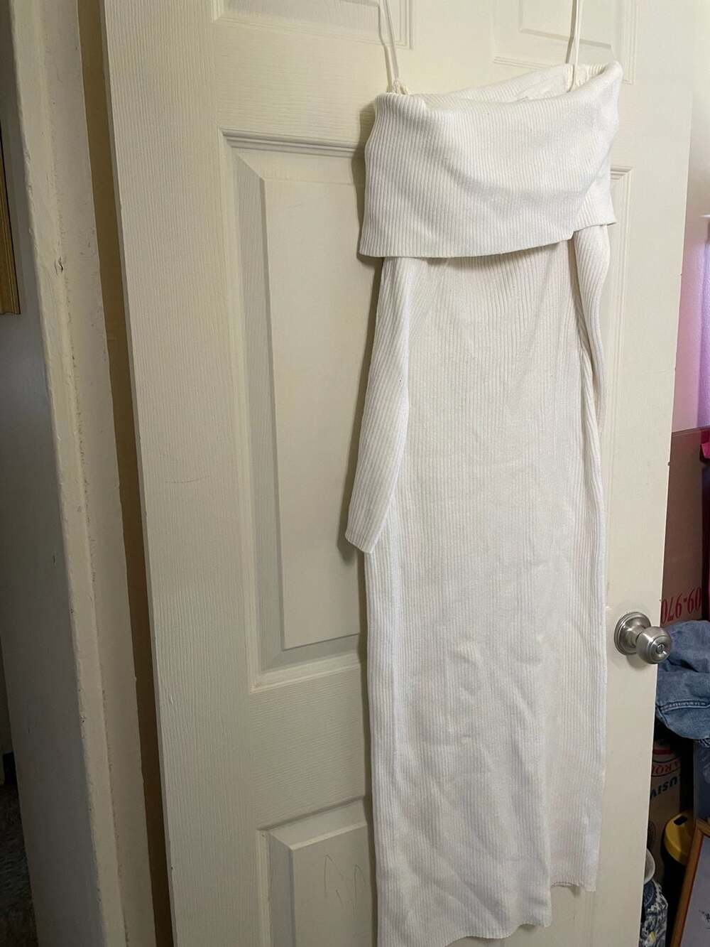 Abercrombie & Fitch White Ribbed Knit Off The Shoulder Maxi Dress